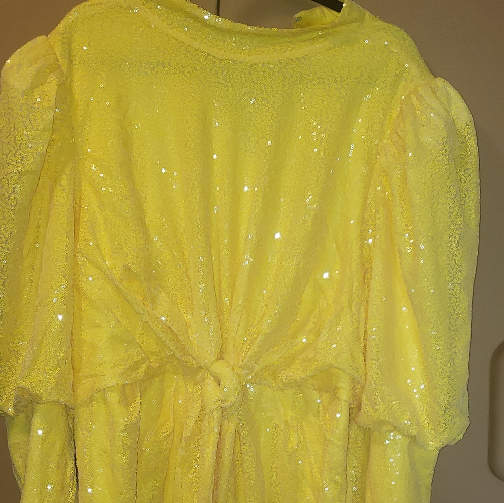 Gently worn Eloquii yellow dress